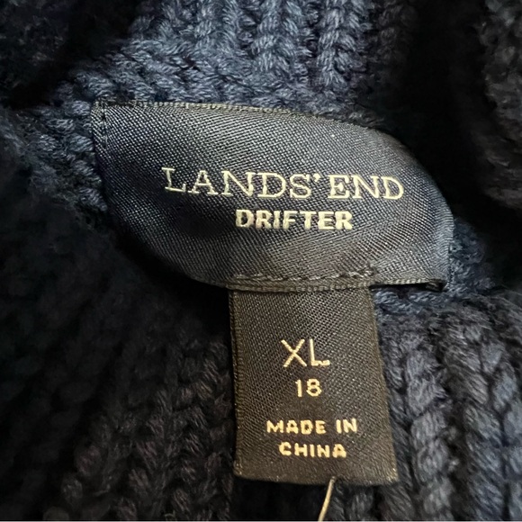 Lands’ End Navy Blue Drifter Cable Knit Turtleneck Sweater. Size XL. NWT. - Picture 2 of 10